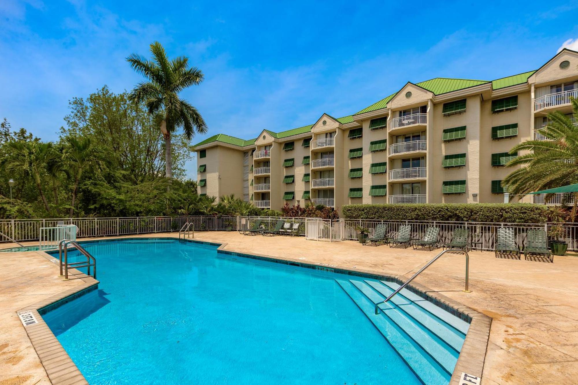 Sunrise Suites Big Kahuna Suite #202 Key West Bilik gambar