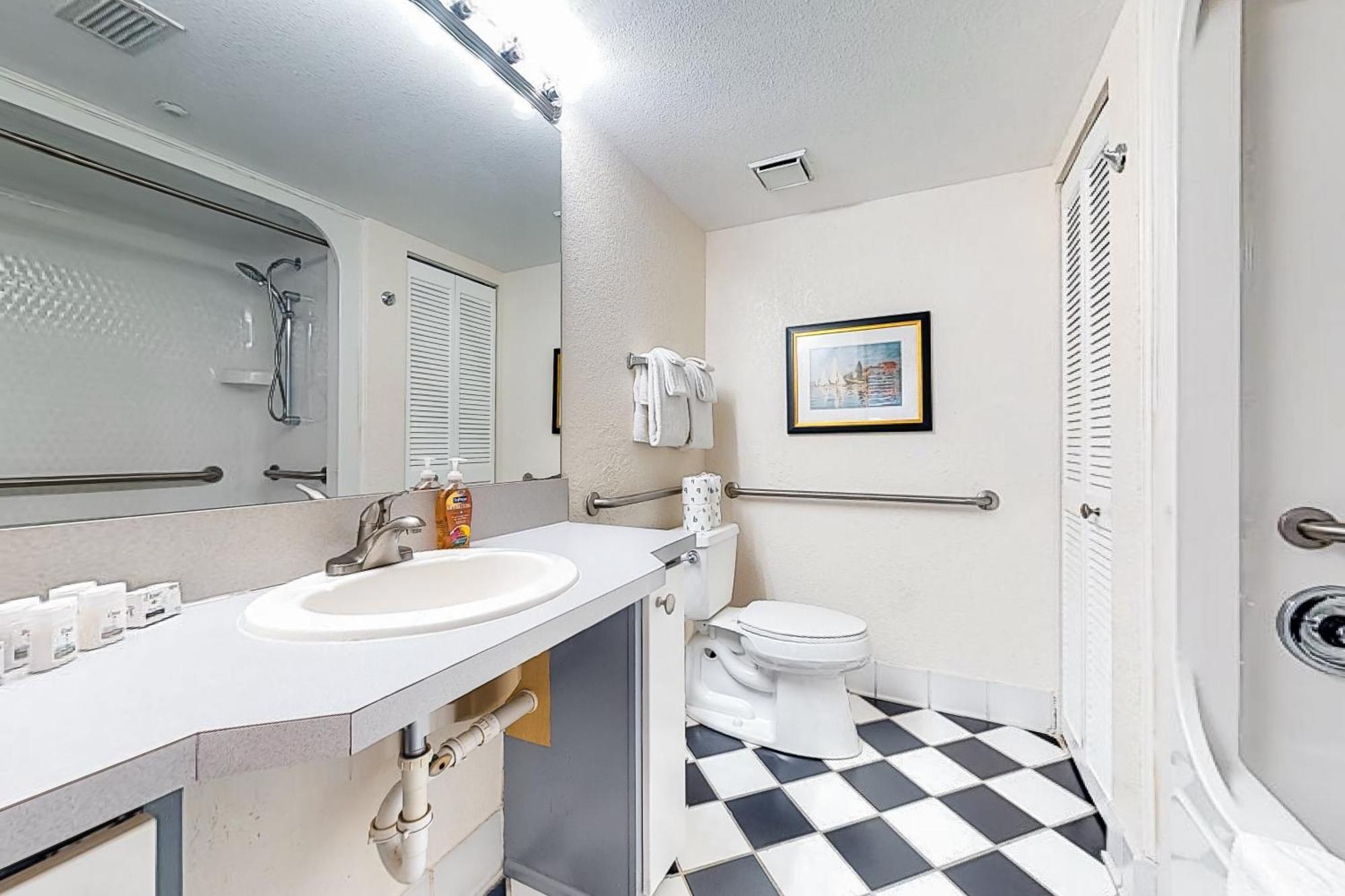 Sunrise Suites Big Kahuna Suite #202 Key West Bilik gambar