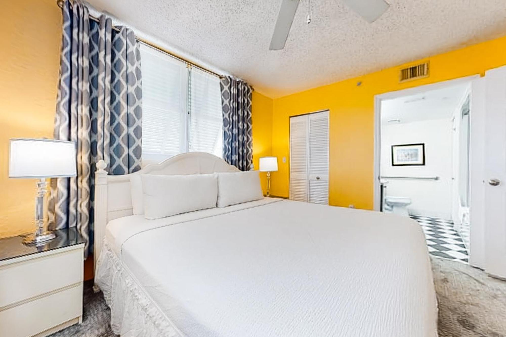 Sunrise Suites Big Kahuna Suite #202 Key West Bilik gambar